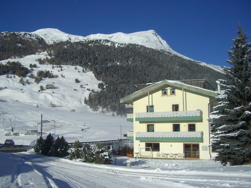 Bed and Breakfast Reschnerhof Resia Exterior foto