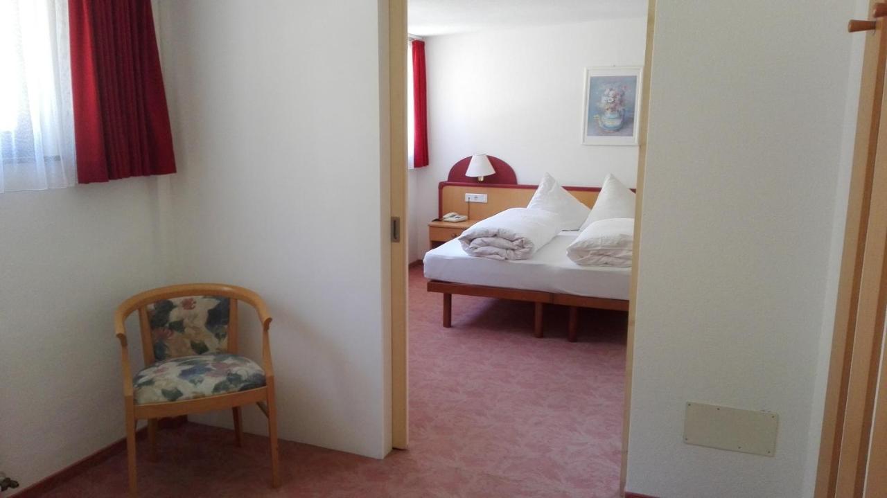 Bed and Breakfast Reschnerhof Resia Exterior foto